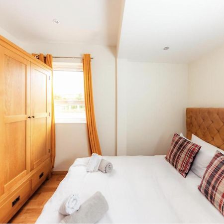 Luxury Cottage With Stunning Views Near Fairy Pools - School House 3 Carbost  Εξωτερικό φωτογραφία